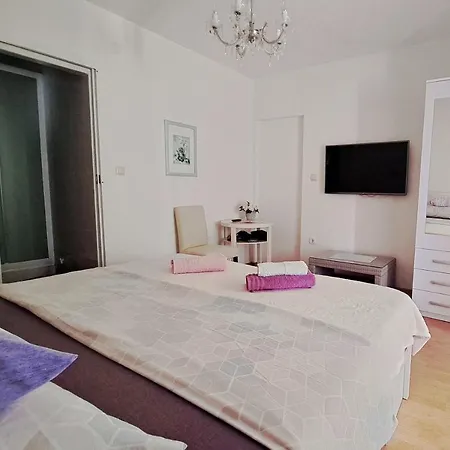 Maria Apartmán *