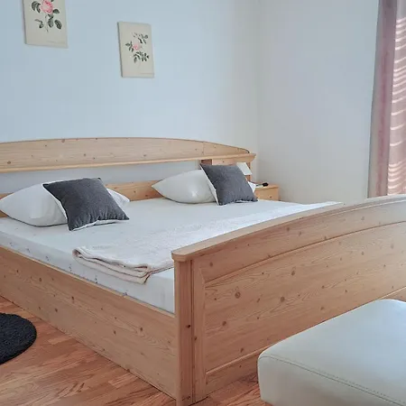 Apartment Maria *