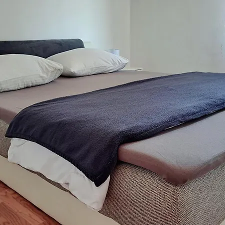 Apartment Maria *